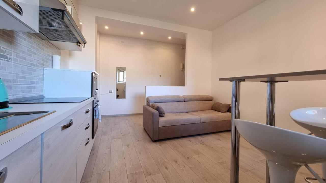 Crispi 85 - Air Conditioner - Teatro Rossetti Apartment ตรีเอสเต ภายนอก รูปภาพ